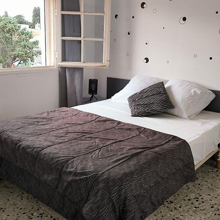 Chambre Double Avec Piscine Proche De Perpignan Rivesaltes Ngoại thất bức ảnh